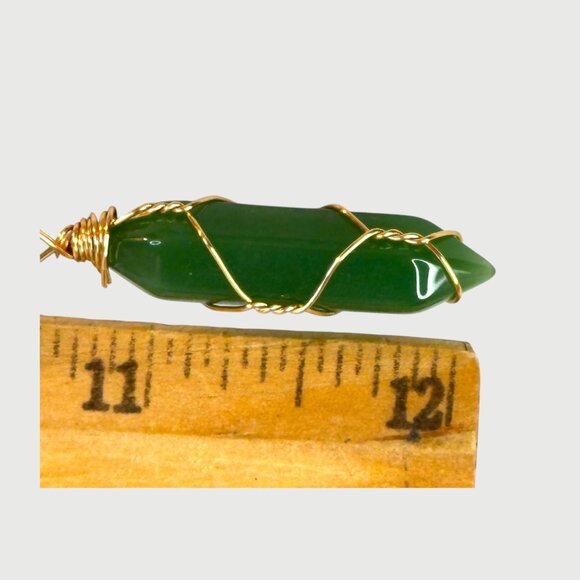 Green Aventurine Wire Wrapped Pendant Necklace With Adjustable Black Cord - Picture 4 of 8